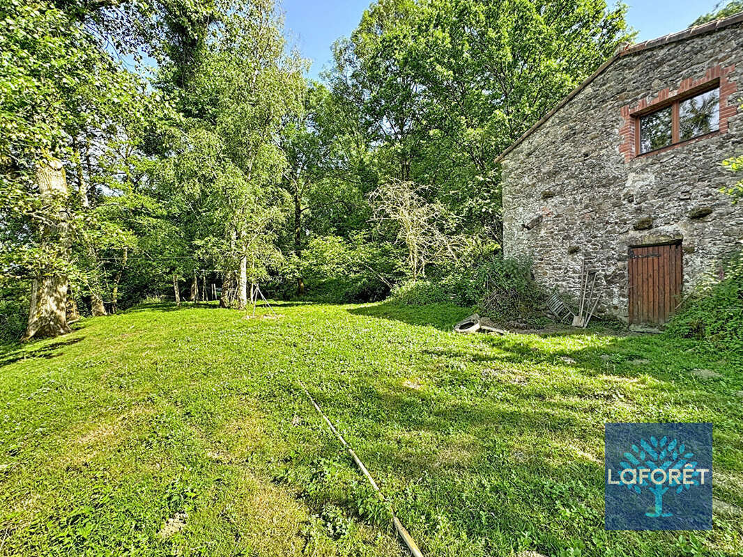 Maison à SAINT-FLORENT-DES-BOIS
