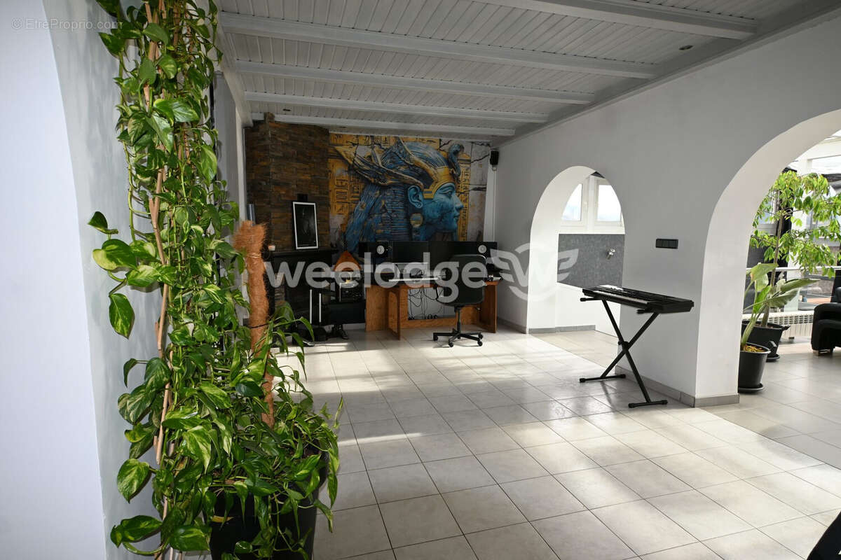 Maison à MONTREJEAU