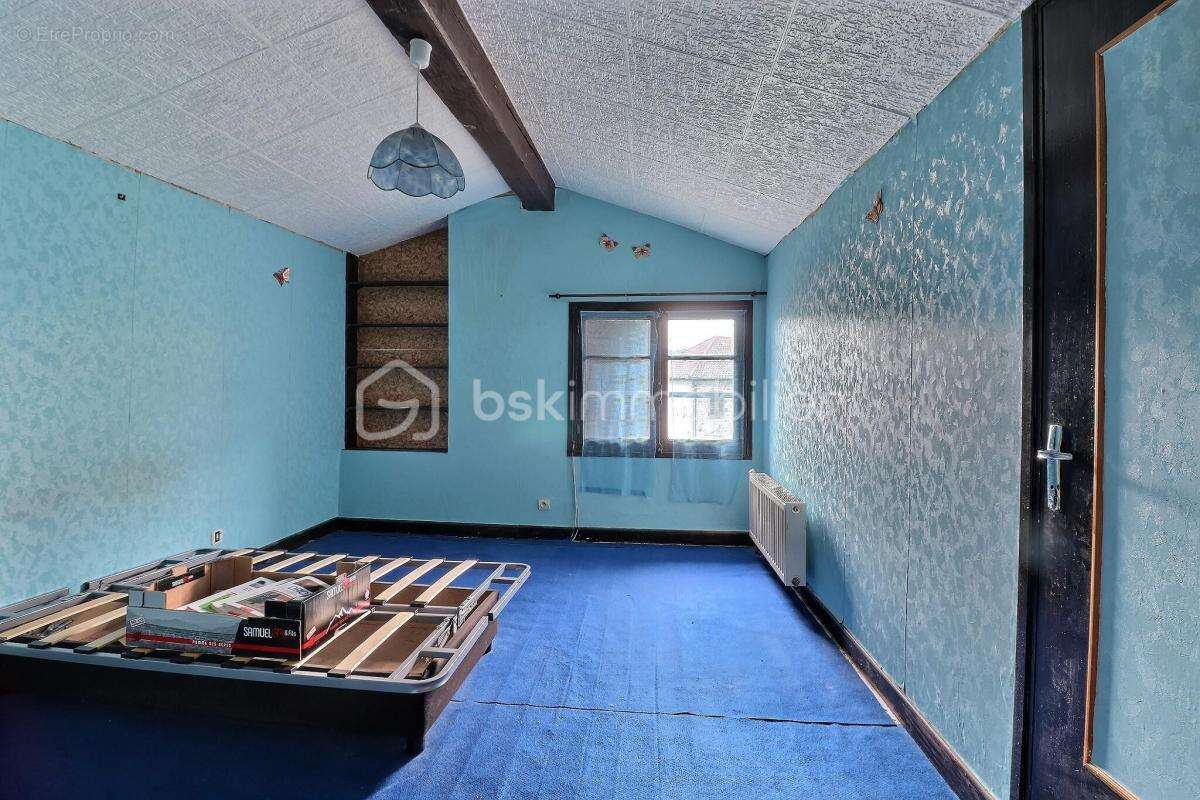Maison mitoyenne 97.50m² 63300 Escoutoux - photo 10