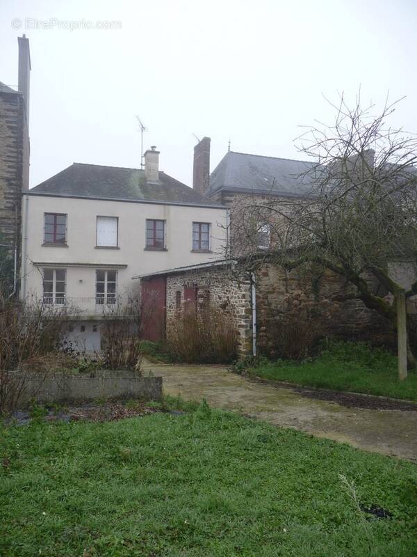 Maison à LA GUERCHE-DE-BRETAGNE