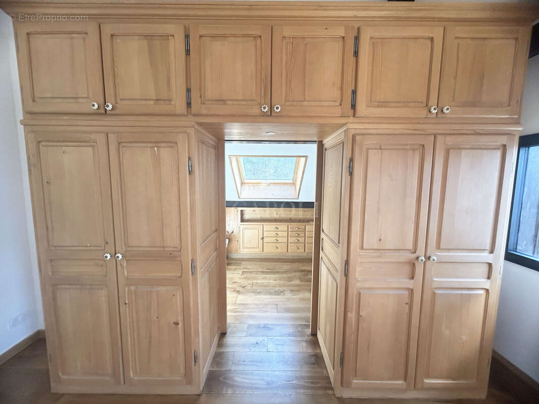 Appartement à VILLY-LE-PELLOUX