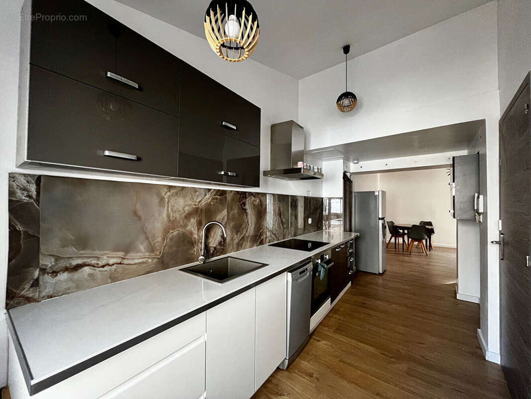 Appartement à L&#039;ISLE-SUR-LA-SORGUE