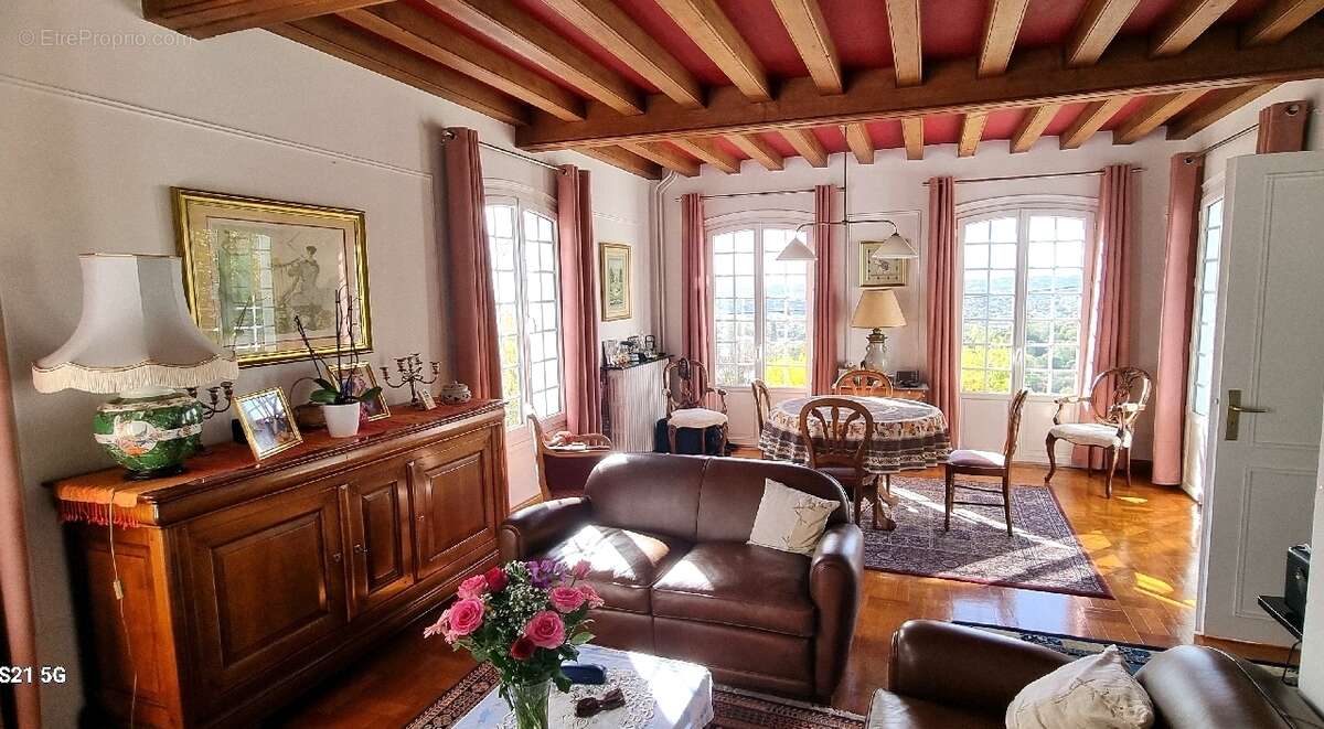 Maison à MANTES-LA-JOLIE