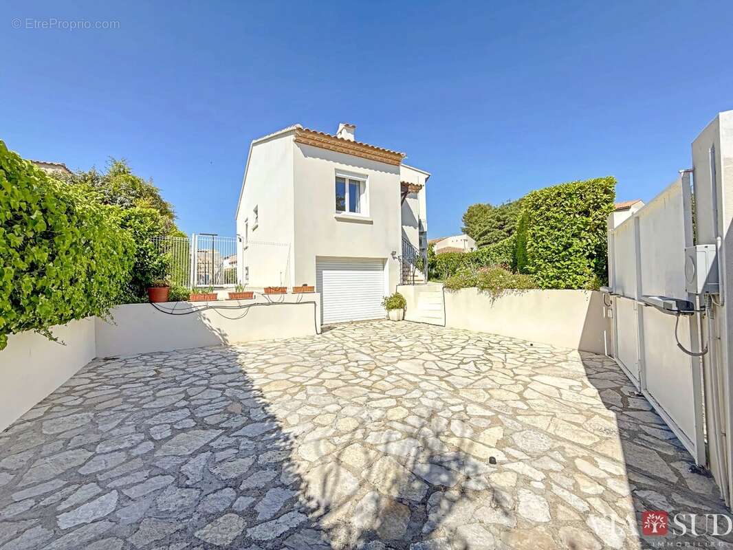 Maison à BEZIERS