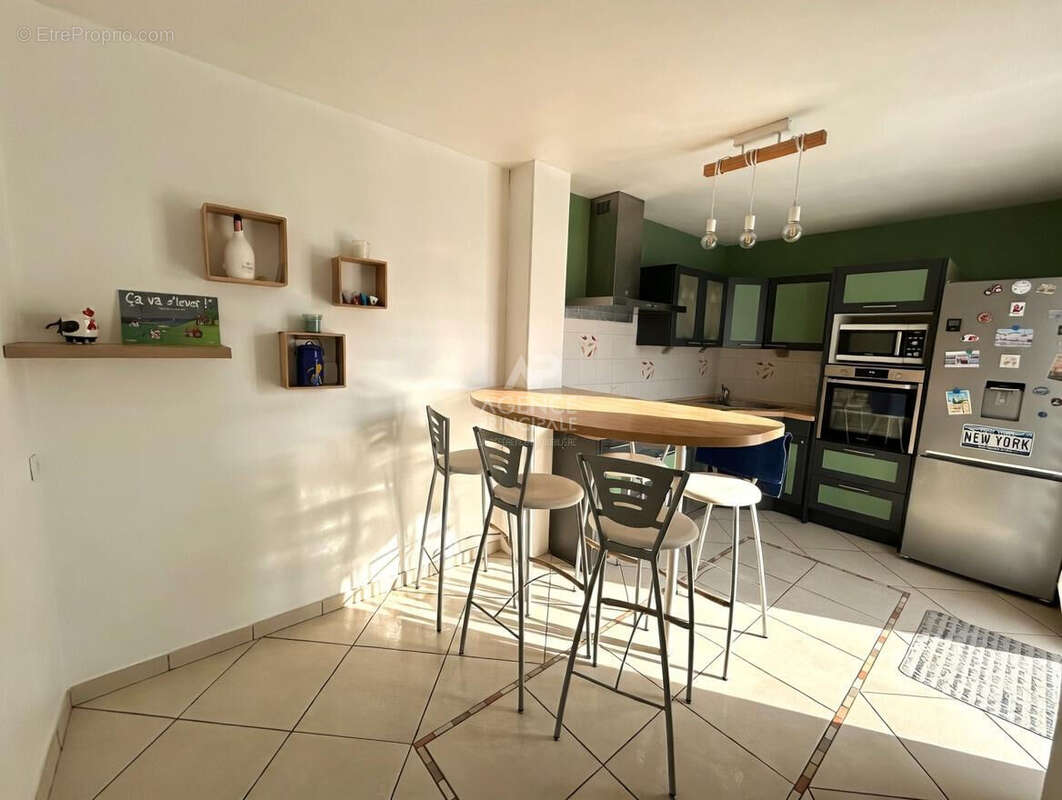Maison à VERNEUIL-SUR-SEINE
