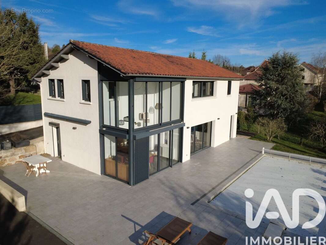 Photo 2 - Maison à FIGEAC