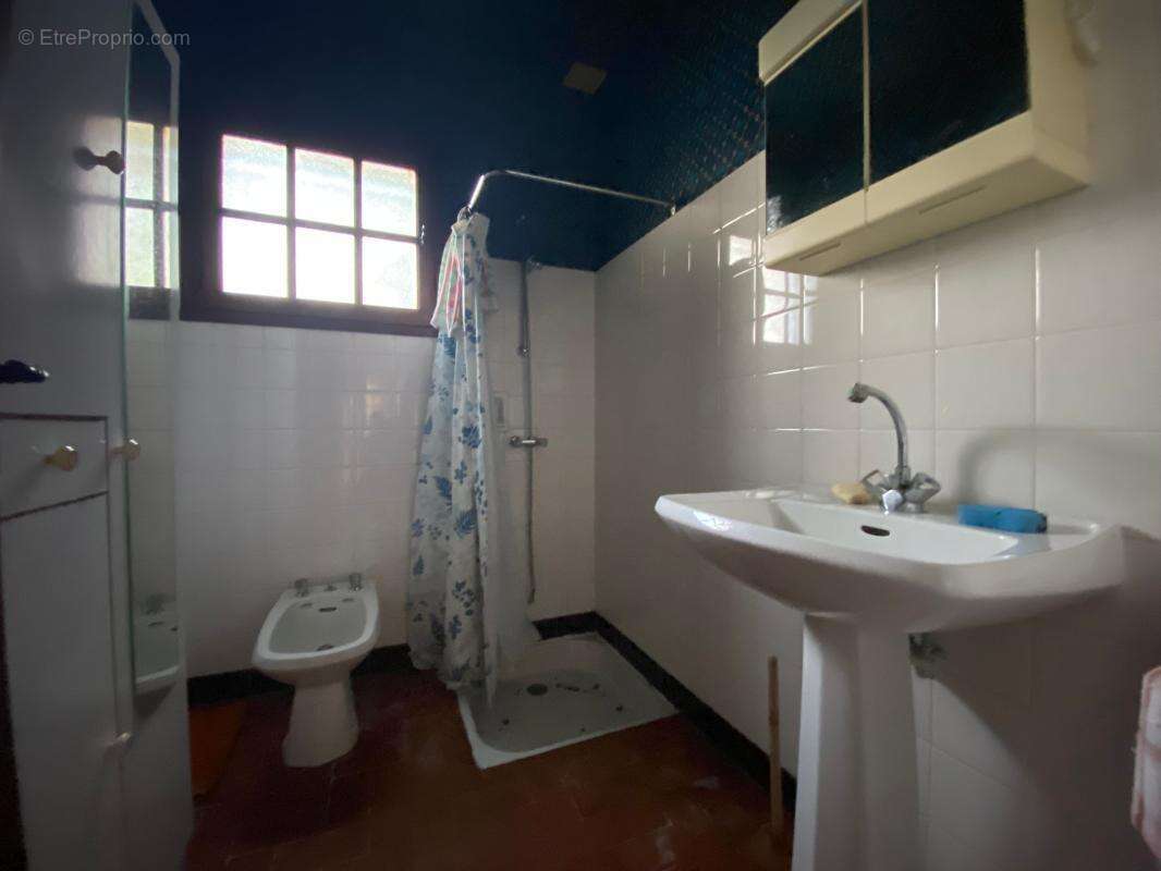 Maison à LES MATHES