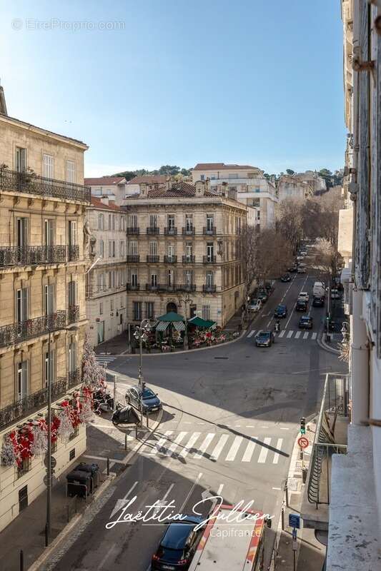 Appartement haussmannien 184.77 m² – 7 pièces – Intégralité du palier – Marseille 8ᵉ - PERIER - photo 19