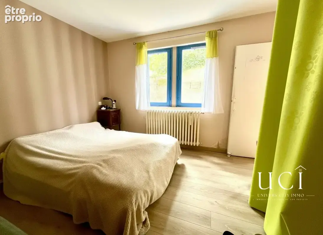 Maison 207 m² à Avrille  - photo 5