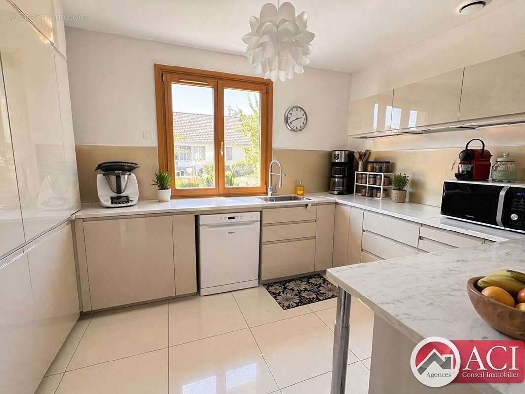 Maison 6 pièces à Meru (60110) - photo 2