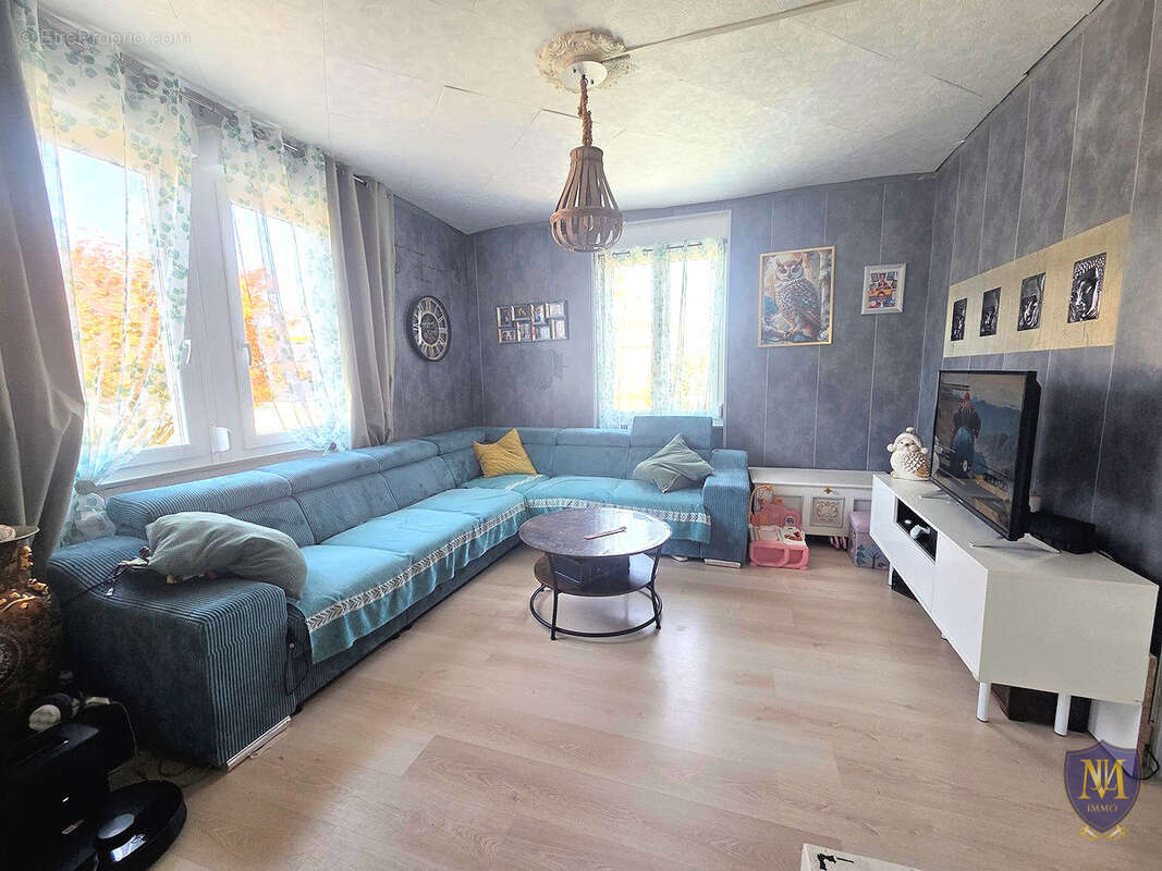 Blotzheim centre maison 6 pièces de 155 m2 sur 4,33 ares de terrain - photo 6