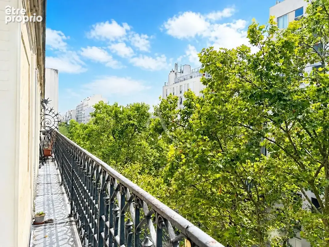 Appartement à PARIS-11E