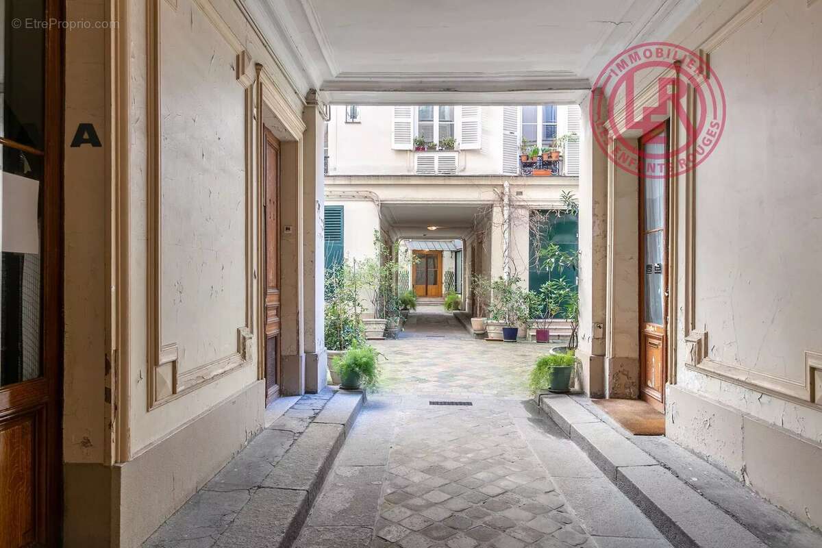 Appartement à PARIS-11E
