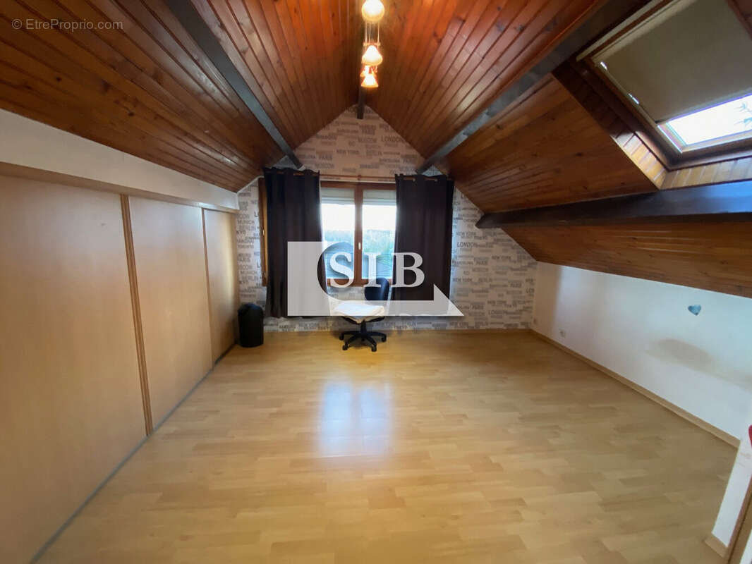 Maison à LONGPONT-SUR-ORGE