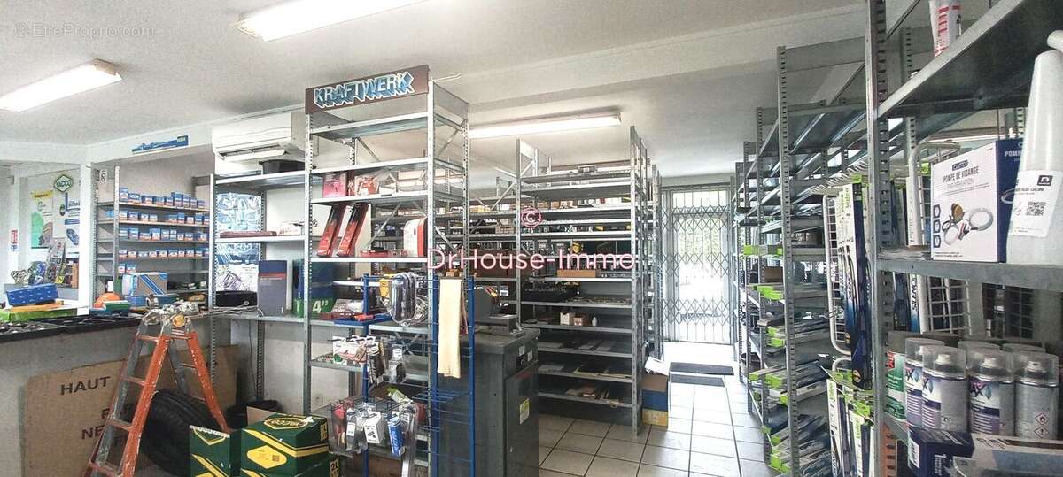 Commerce à TOURNEFEUILLE