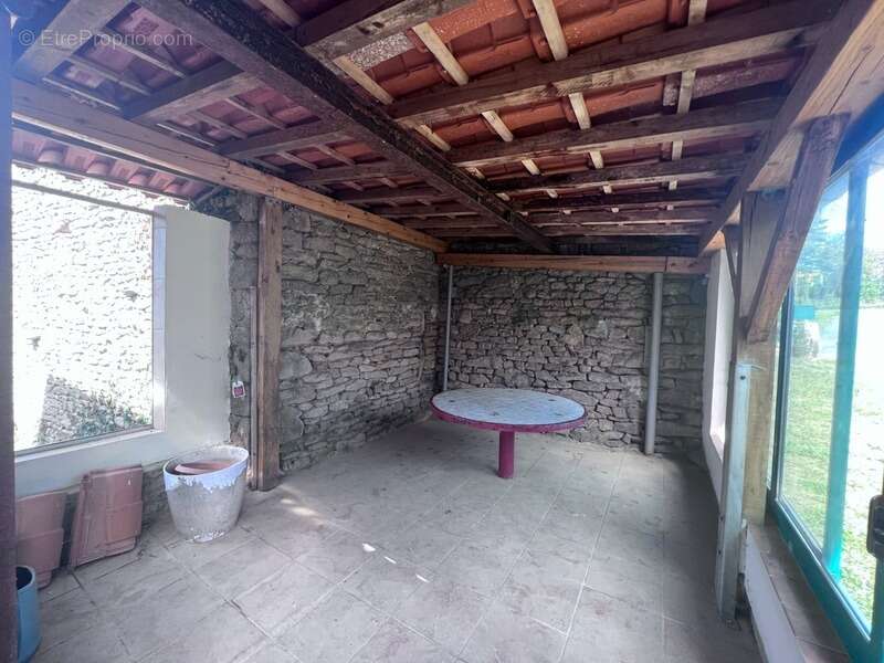 Maison à ROUSSAC