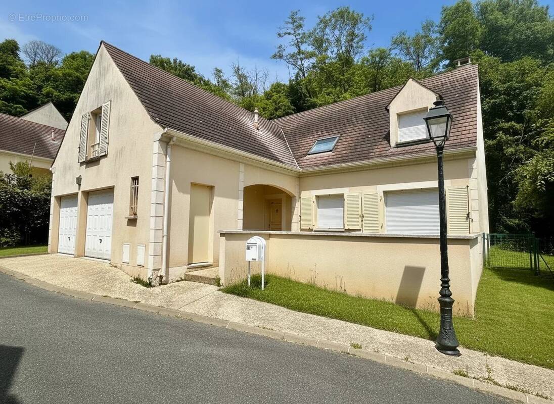Maison à VAUHALLAN