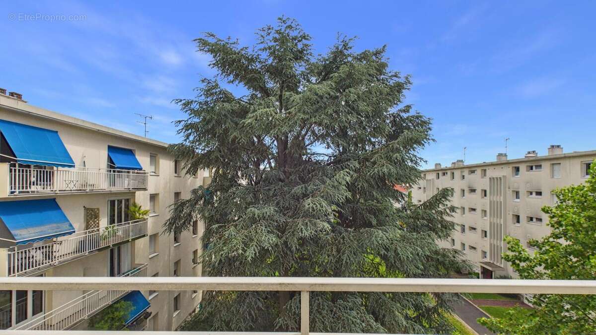 Appartement 85 m² à Nogent-Sur-Marne  - photo 9