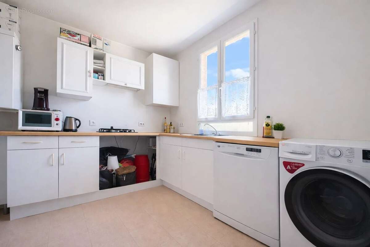 Maison à VERNEUIL-L'ETANG