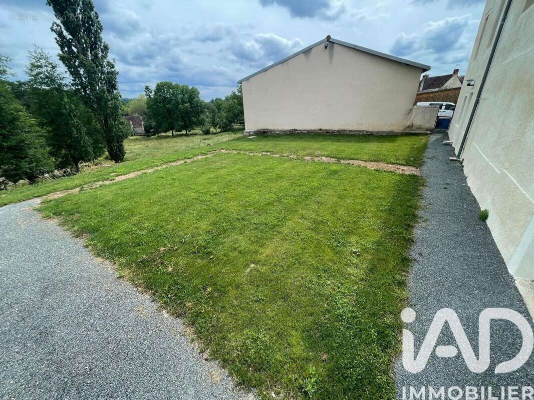 Photo 3 - Appartement à LAVERGNE