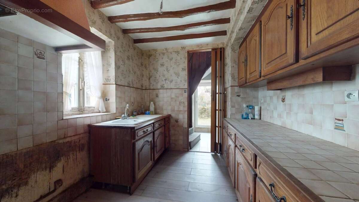 Maison à SAINT-FORGET