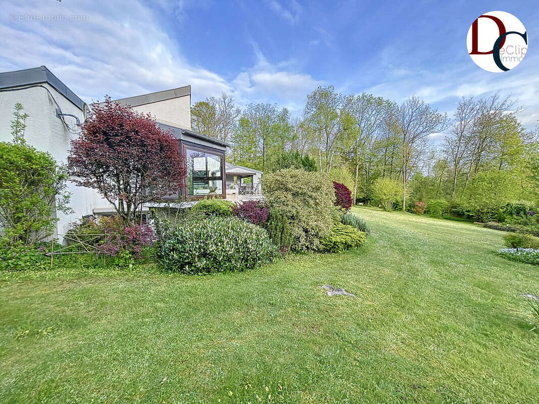 Photo 2 - Maison à SENLIS