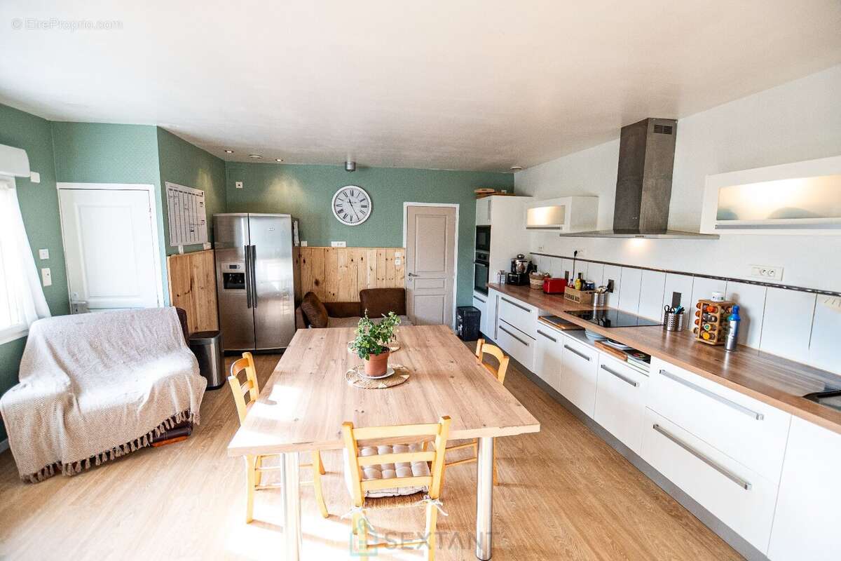 Maison à POIX-DE-PICARDIE