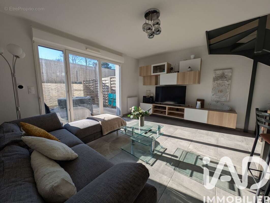 Photo 2 - Maison à ARTIGUES-PRES-BORDEAUX