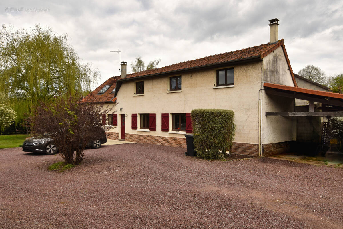 Maison à FLIXECOURT