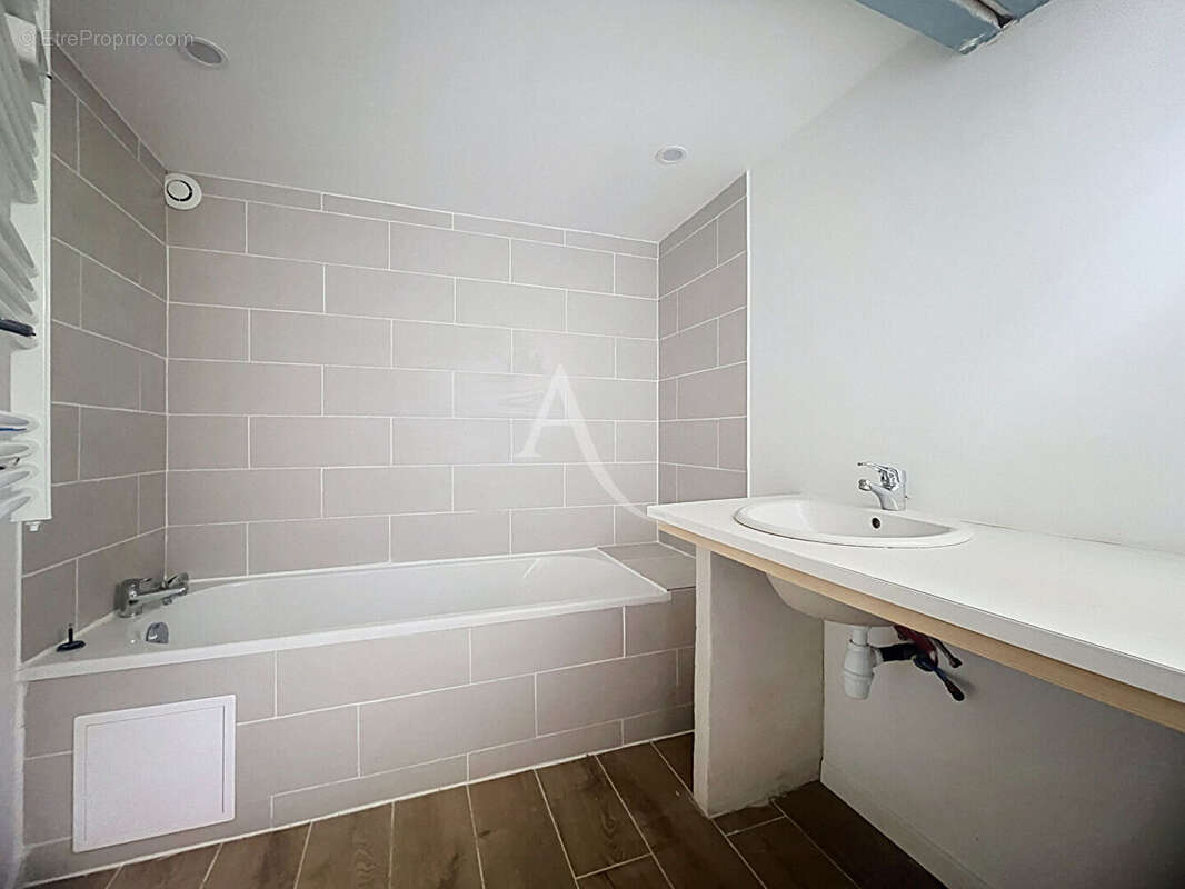 Maison de village rénovée - photo 9