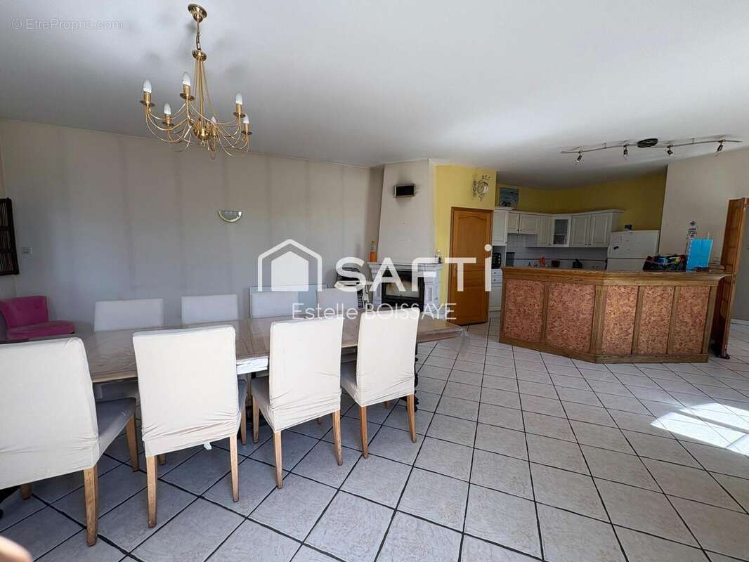 Maison 176 m² à Tinchebray  - photo 5