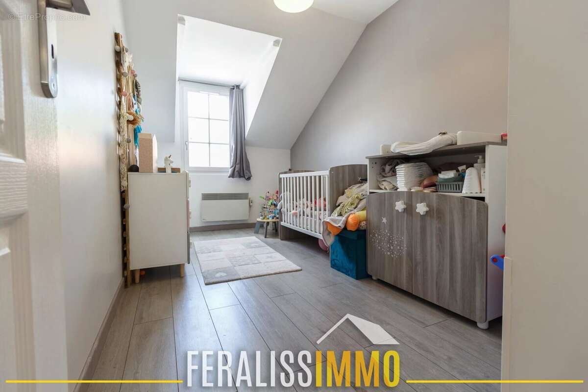 Appartement à VAUX-SUR-SEINE