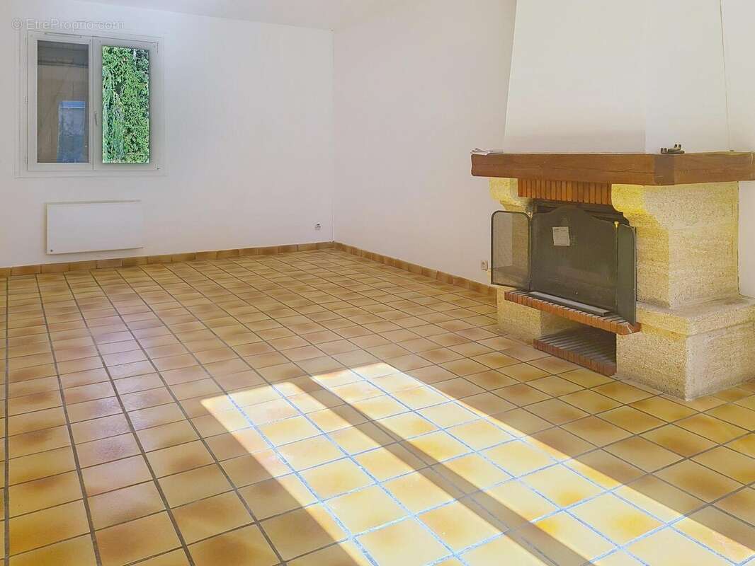 Photo 3 - Maison à ELINCOURT-SAINTE-MARGUERITE