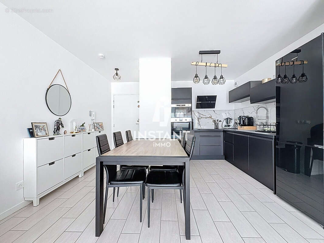 Appartement à CHENNEVIERES-SUR-MARNE