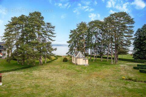 Appartement à EVIAN-LES-BAINS