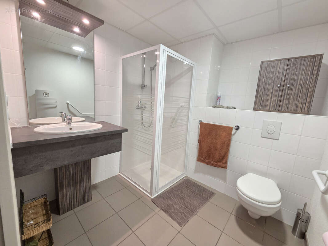 Appartement à YZEURE