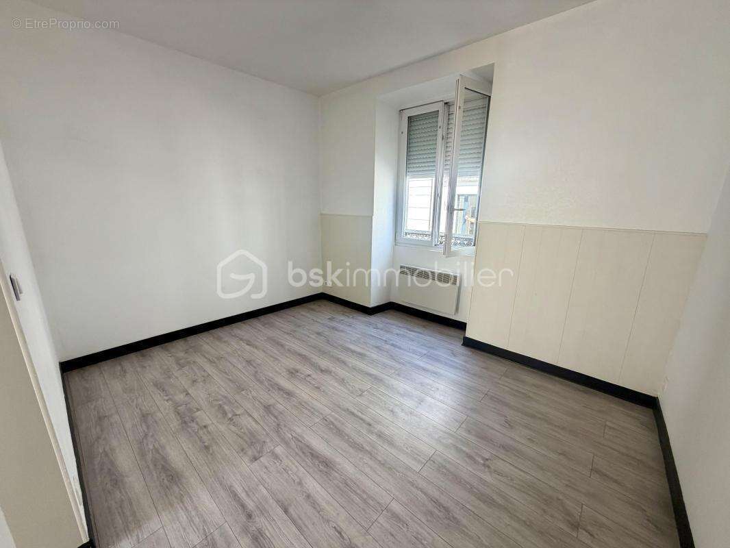 Appartement à BRIE-COMTE-ROBERT