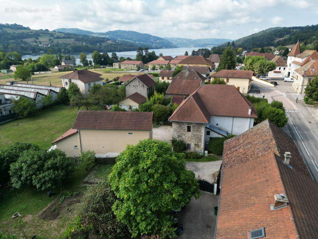 Maison 138 m² à Paladru  - photo 2