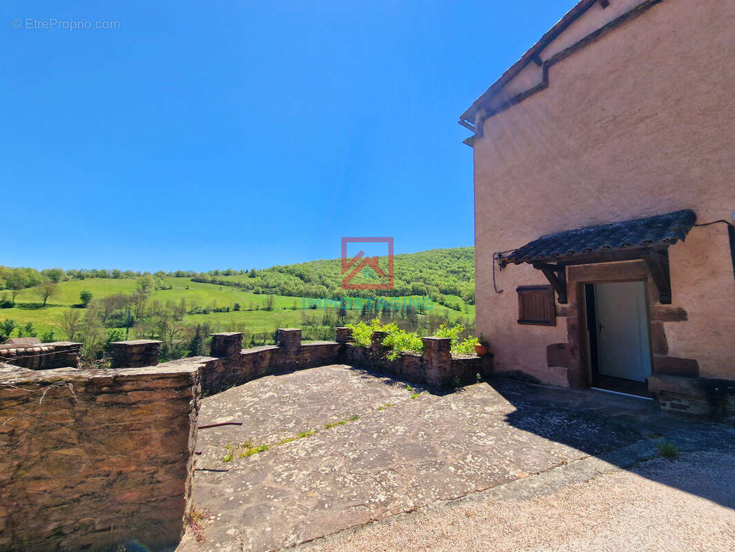 Maison à COMBRET