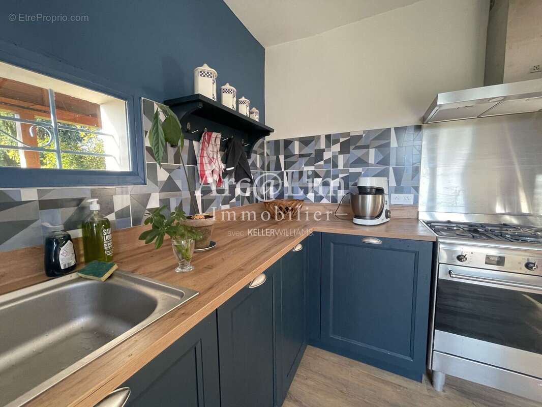 Maison à SAINT-GENCE