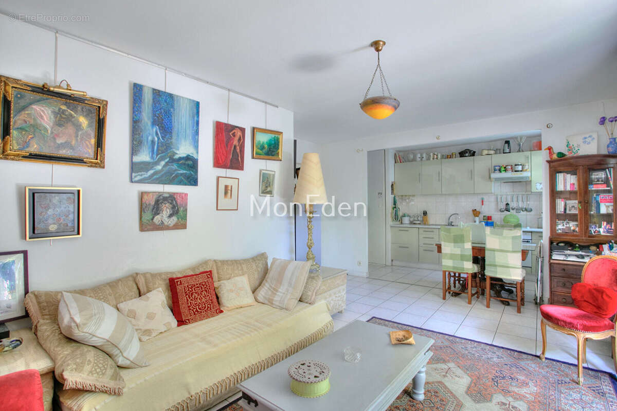 Appartement à ASNIERES-SUR-SEINE