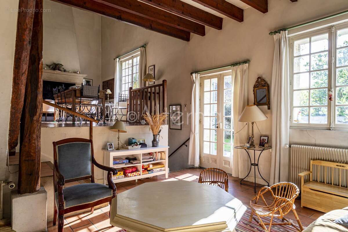 Maison à LES MUREAUX