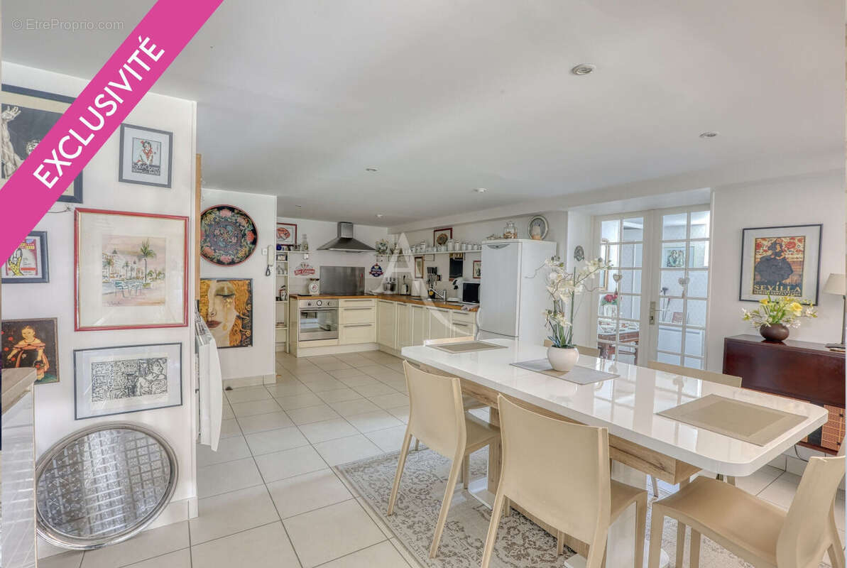 Appartement à HARDRICOURT