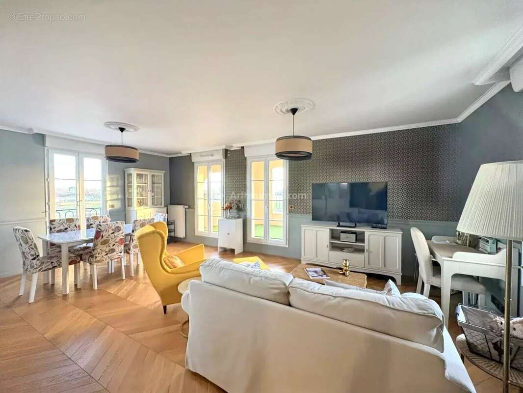 Appartement à SERRIS