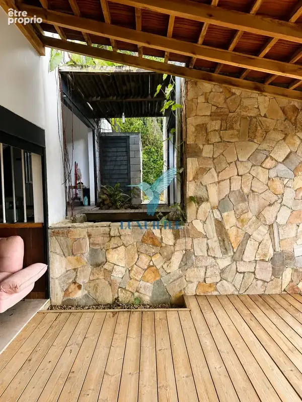 LE ROBERT   maison d'architecte F6 à vendre - photo 3