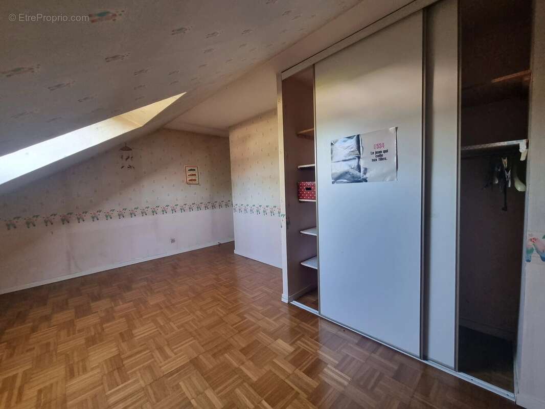 Maison familiale 5 chambres à saint-pryvé-saint-mesmin - photo 18
