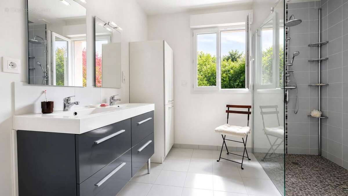 Chauny commodités de plein pied 130 m2 - photo 10
