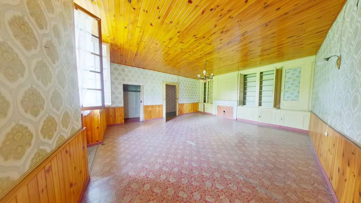 Maison 220 m² à Gevingey  - photo 6