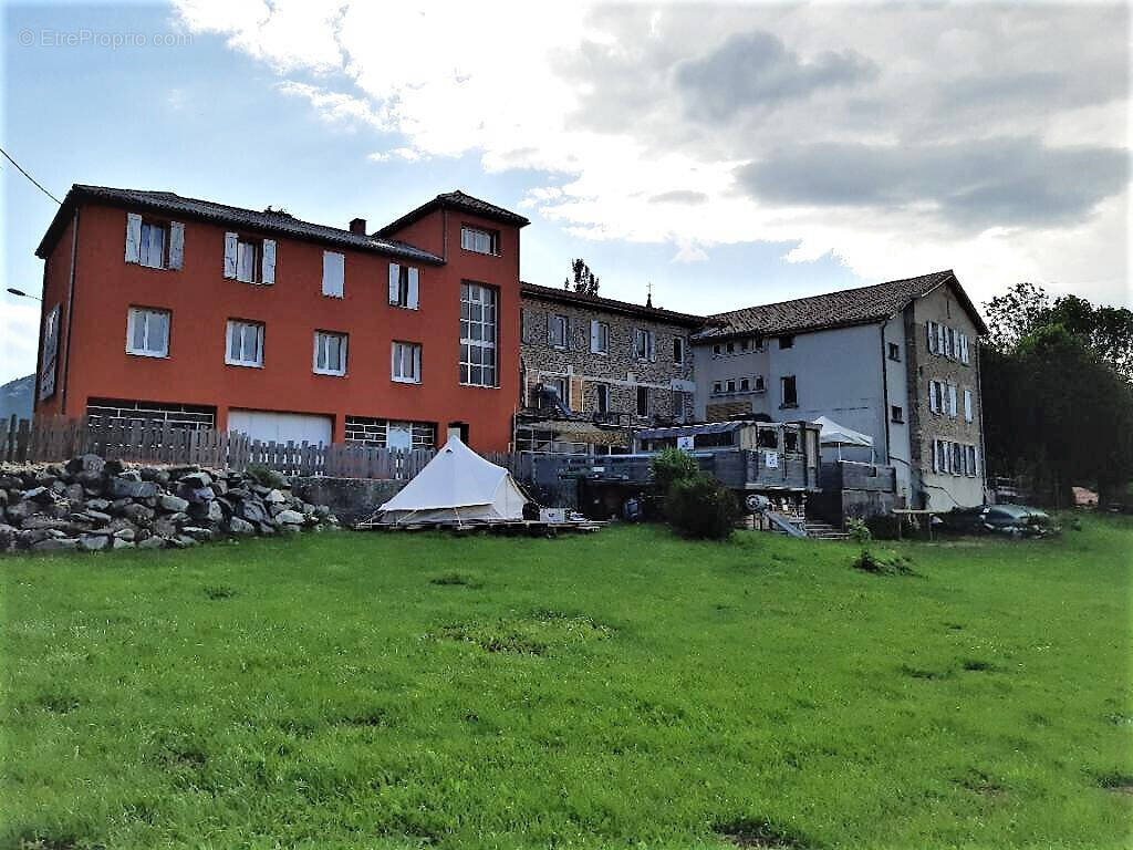 Maison à LE CHAFFAL