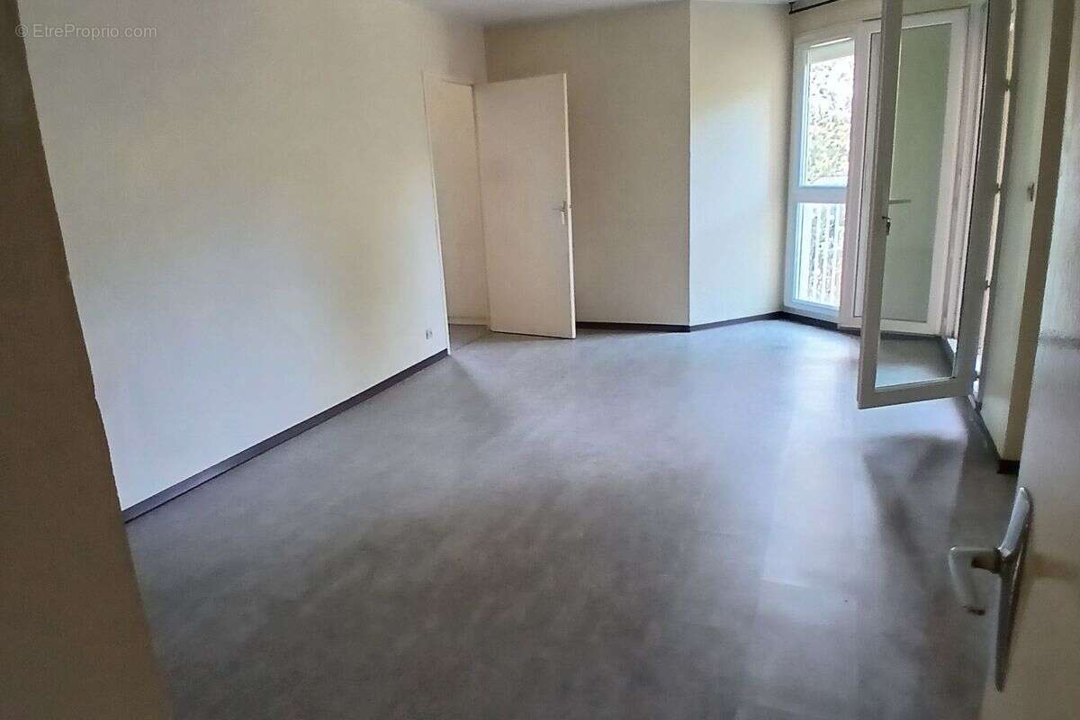 Appartement à AUBAGNE